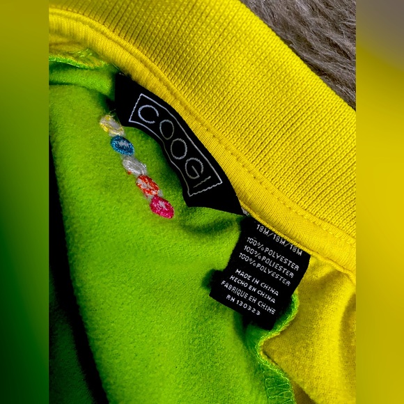 Infants Coogi brand zip up ( 18 months ) - Picture 3 of 4